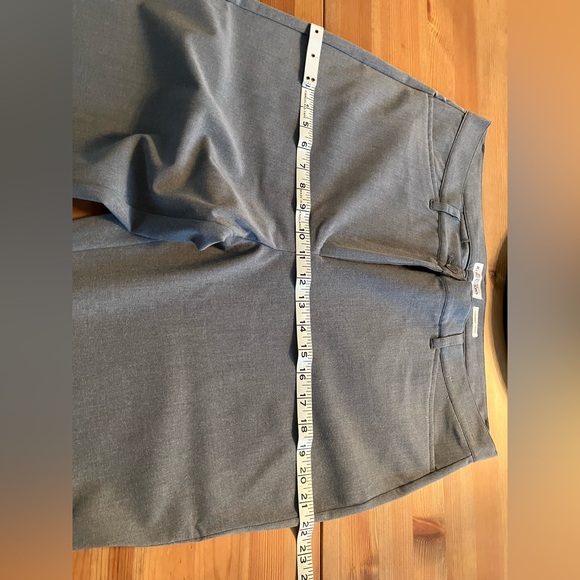 Women’s Gray Pants NWOT - Picture 14 of 14